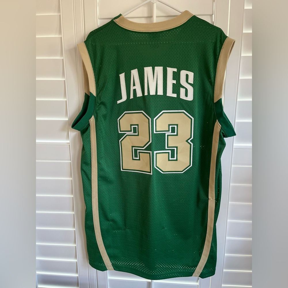Vintage 2003 Nike TAG LEBRON JAMES St Vincent Mary IRISH jersey size L